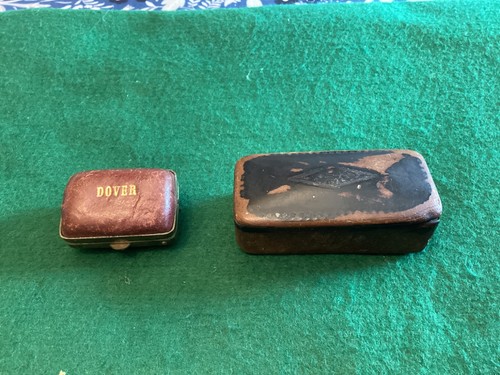 Antique papier mache snuff box - mache,