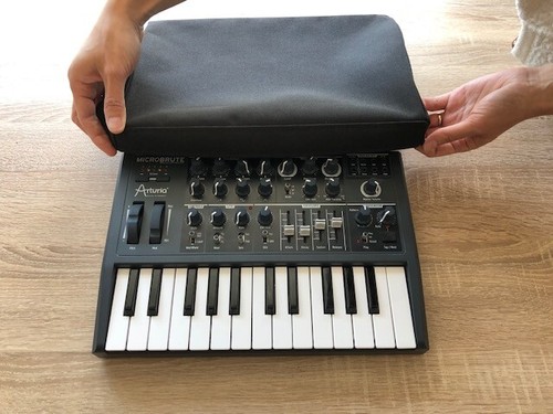 Arturia microbrute dust cover - dust,