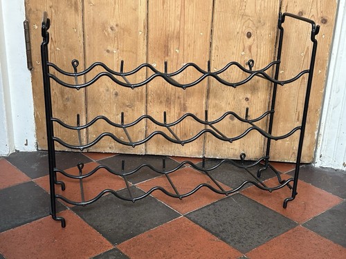 Vintage retro wine rack - retro, black