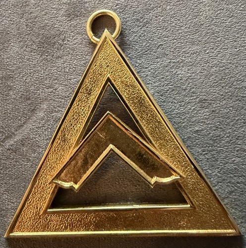 Masonic royal arch chapter - royal,