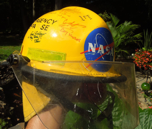 Nasa fire fighter cairns - nasa,