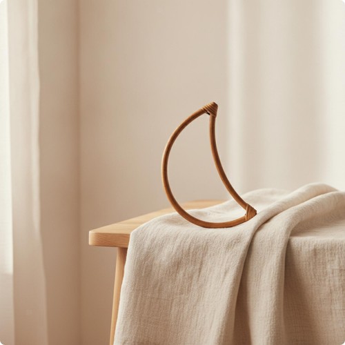 Wicker crescent frame - crescent, boho