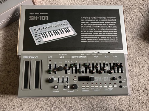 Roland 01a boutique synth - roland,