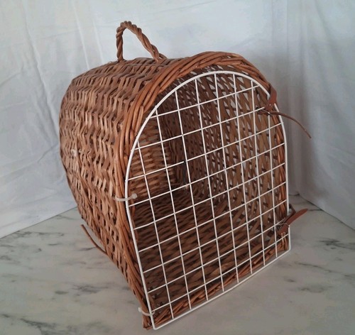 Vintage wicker cat basket - vintage, pet