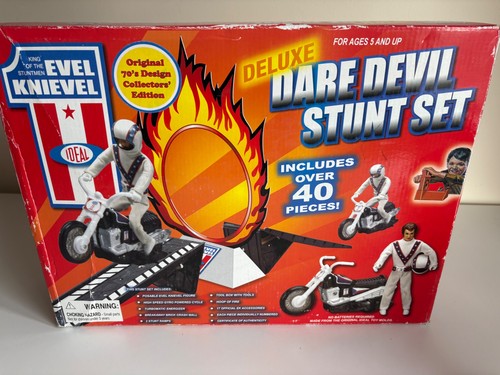 Complete evel knievel deluxe - complete,