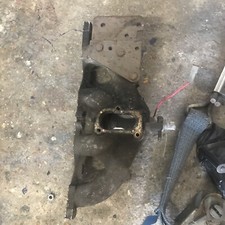 FORD 2.0 PINTO Pierburg carb INLET MANIFOLD Sierra CAPRI ESCORT 85HF-9425-LD