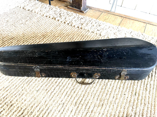 Old size violin case in - old,