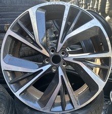 Genuine Jaguar I-Pace 5056