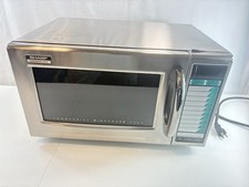 Sharp 1000W/R-21LV Model R-21LVF 1000w Commercial Microwave w/ Touch Pad - 120v