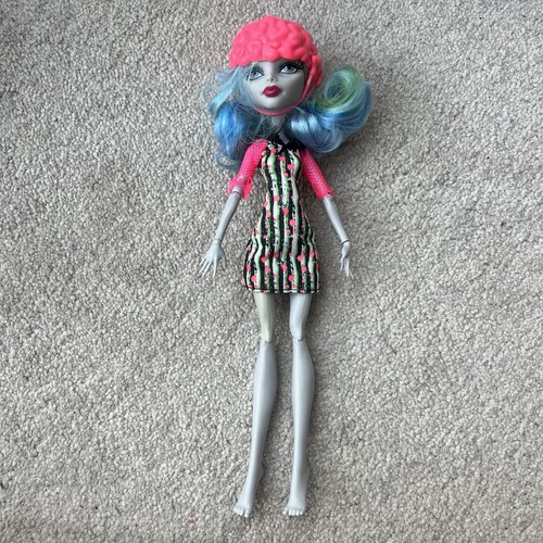 Monster high doll ghoulia - -,