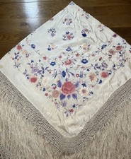 Antique Piano Shawl Manton De