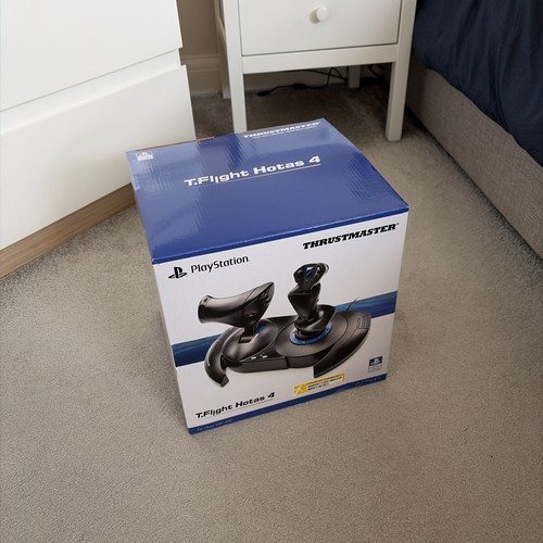 Thrustmaster flight hotas4 - thrustmaster,