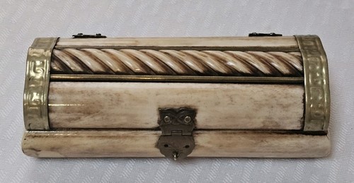 Vintage camel bone - bone, &