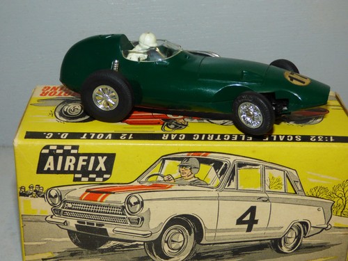 Airfix motor racing 32nd - airfix,
