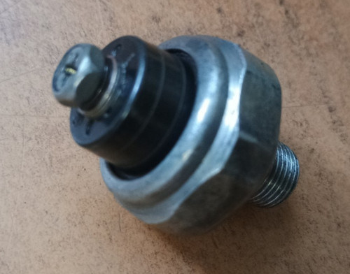 Oil pressure switch switch oil