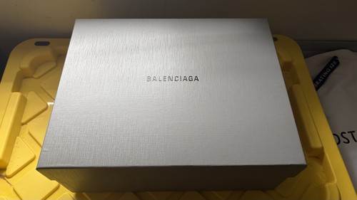 Authentic balenciaga empty - authentic,