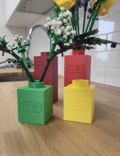 Brick flower vase - vase, lego/like