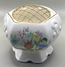 1 X AYNSLEY WILD TUDOR 6 SIDE