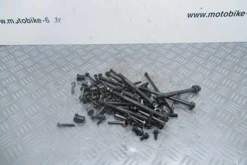 Yamaha tdm 900 screw axle - screw, +