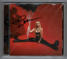Avril Lavigne Autographed Signed Love Sux CD booklet AMCo COA 17029