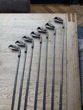 Taylormade R-11 Irons 4-PW