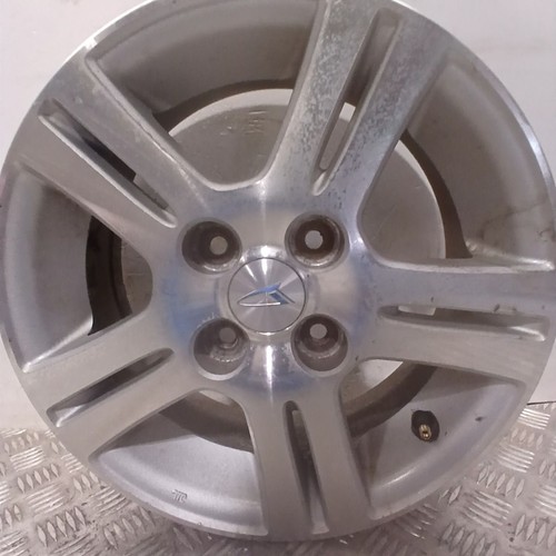 Daihatsu sirion 2005 - daihatsu,