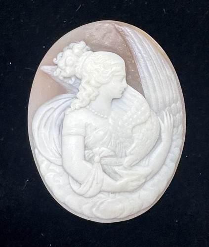 Antique cameo hebe and the - cameo,