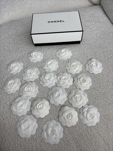 Authentic chanel camellias - 20,