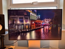 LG UltraFine 32U990A-S 32" IPS