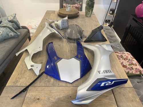 Yamaha 2015 plastic - yamaha,