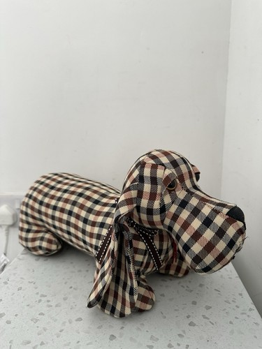 Dora designs dachshund - dora,