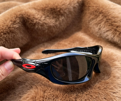 Vintage oakley monster dog - dog, 00s