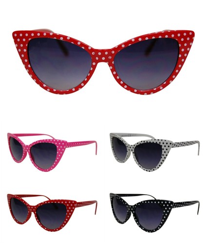 Retro women fashion vintage - women's,