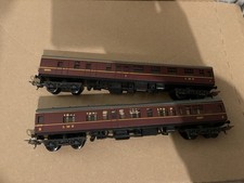 Lima LMS Ho Coaches 2257& 5051