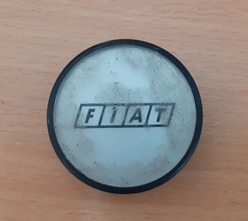 Used genuine fiat centre - used,