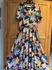 Lovely Stella Morgan Viscose