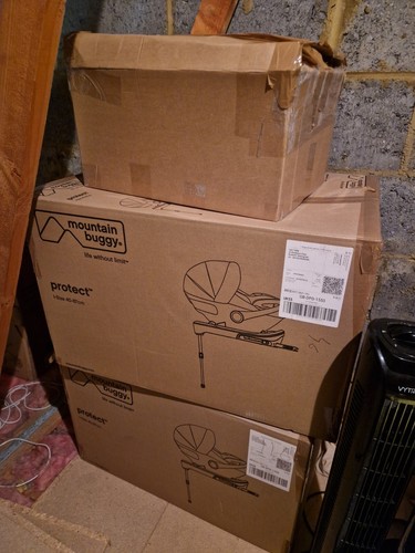 Brand new mountain buggy - new,