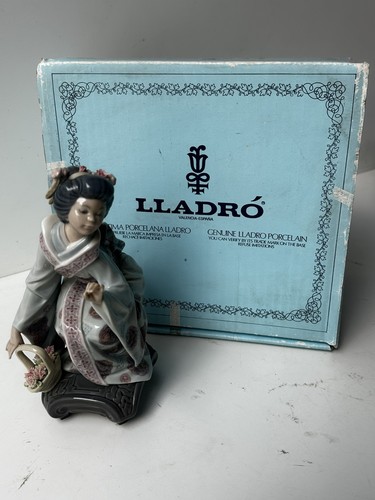 Lladro 1448 yuki - lladro, japanese
