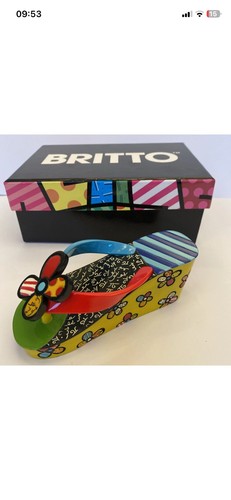 Romero britto flip - flip, figure