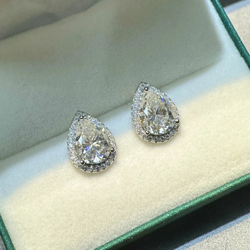 6ct pear cut lab - pear, lab‑created