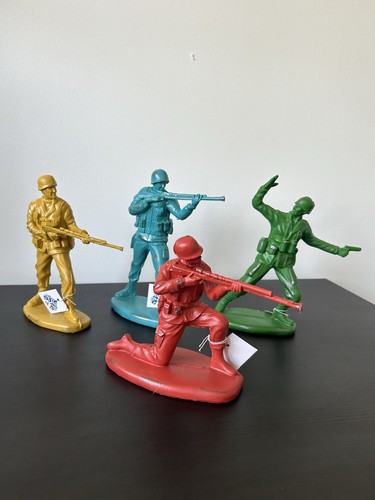 Set four toy soldier - set,