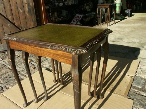 Reproduction mahogany nest - , of