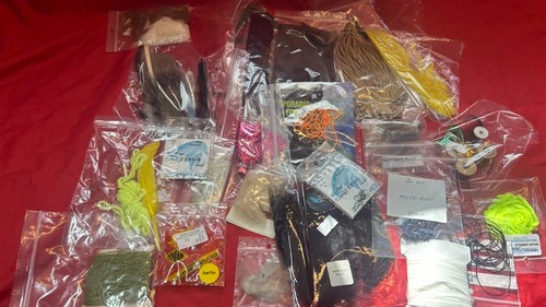 Box fly tying feathers fur - feathers,