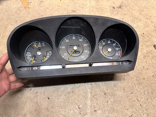 Mercedes r107 dash cluster - sl,