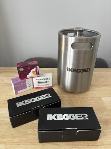 Cocktail and beer keg - and,