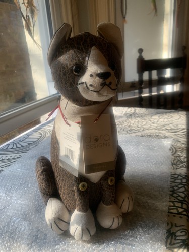 Dora designs doorstop - designs,
