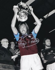 BILLY BONDS - WEST HAM UNITED SIGNED AUTOGRAPHED PHOTO PRINT