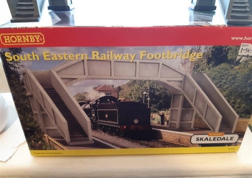 Hornby skaledale r7366 station - hornby,