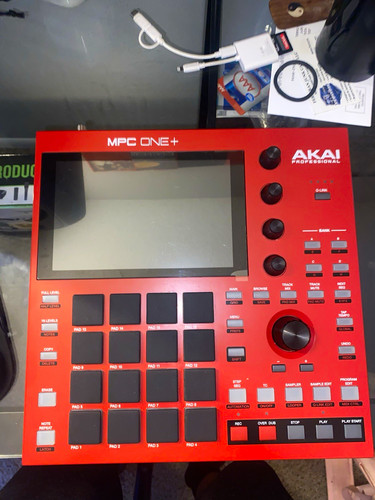 Akai professional mpc - akai,