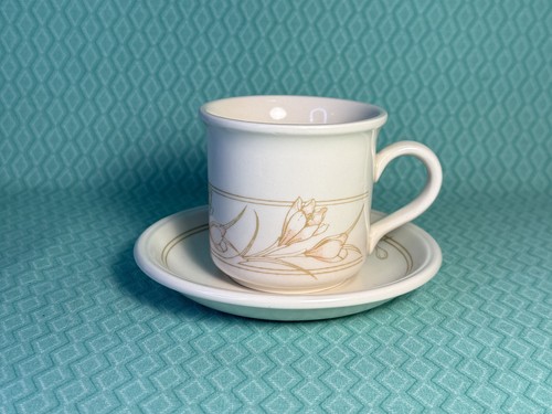 Cups and saucer vintage - 1,